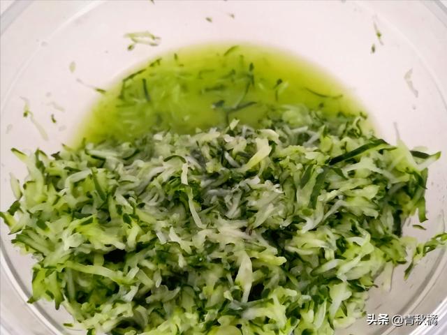 西兰花香菇饺子馅的做法大全（香菇饺子馅的做法大全视频）