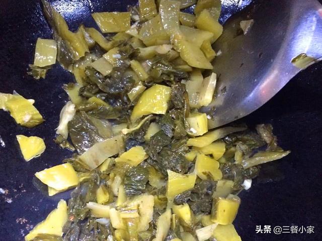 酸菜鱼的做法大全家常菜窍门（酸菜鱼的做法大全家常菜 视频）